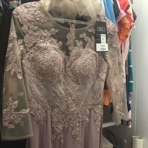 Mom’s wedding formal dress never worn tags attached light mauve/mocha